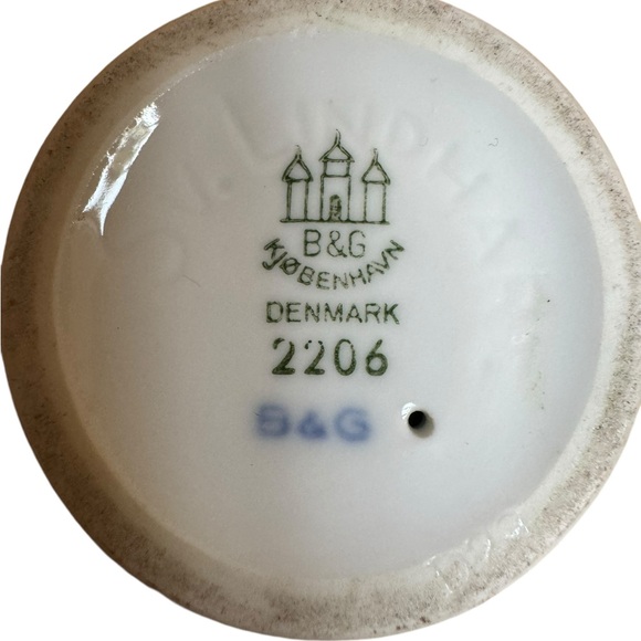 Vintage BG Denmark Porcelain Small Baby Boy Headache Porcelain Figurine. EC - Picture 5 of 5